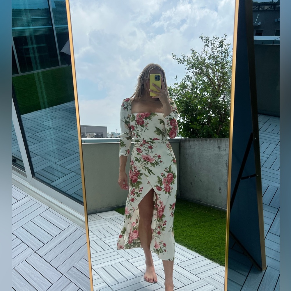 Reformation Hilda Dress in Jadin